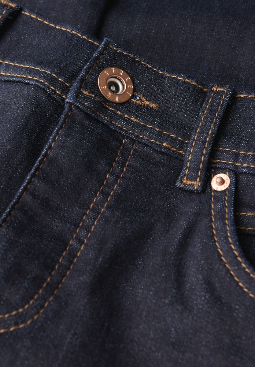 Rinsed Straight Leg Jeans