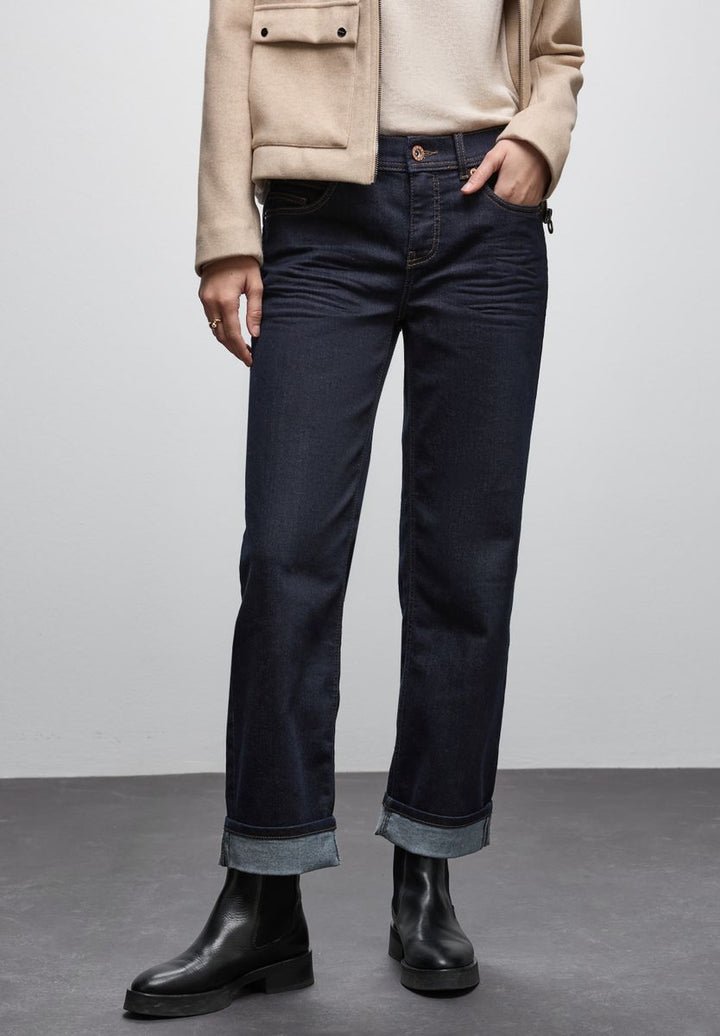 Rinsed Straight Leg Jeans