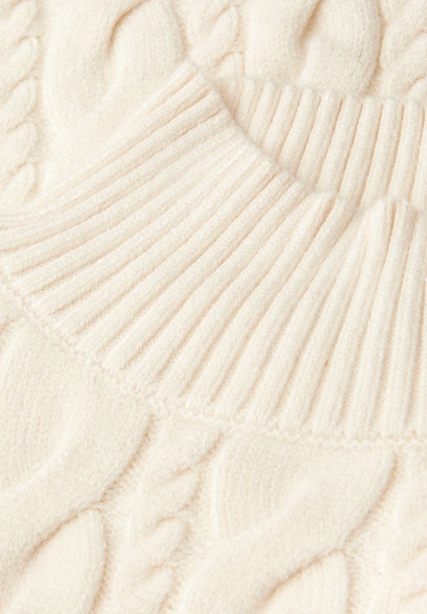 Pullover mit Zopfmuster