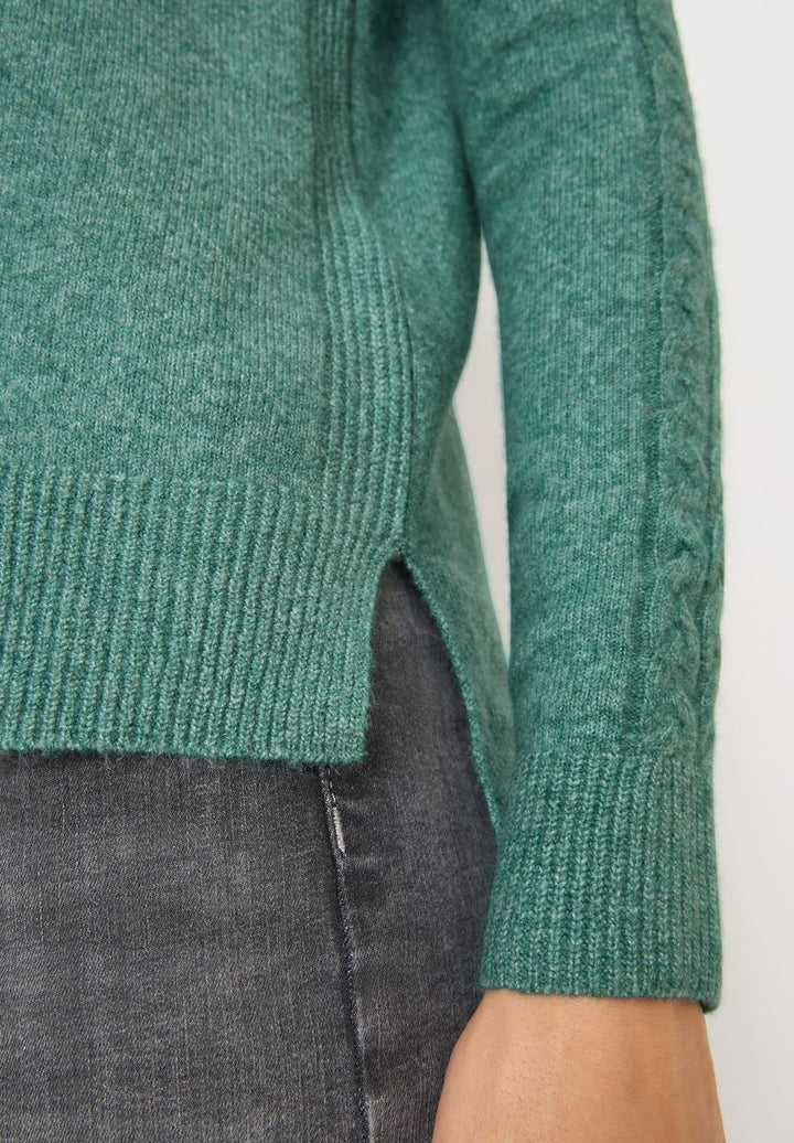 Pullover mit Strickdetail