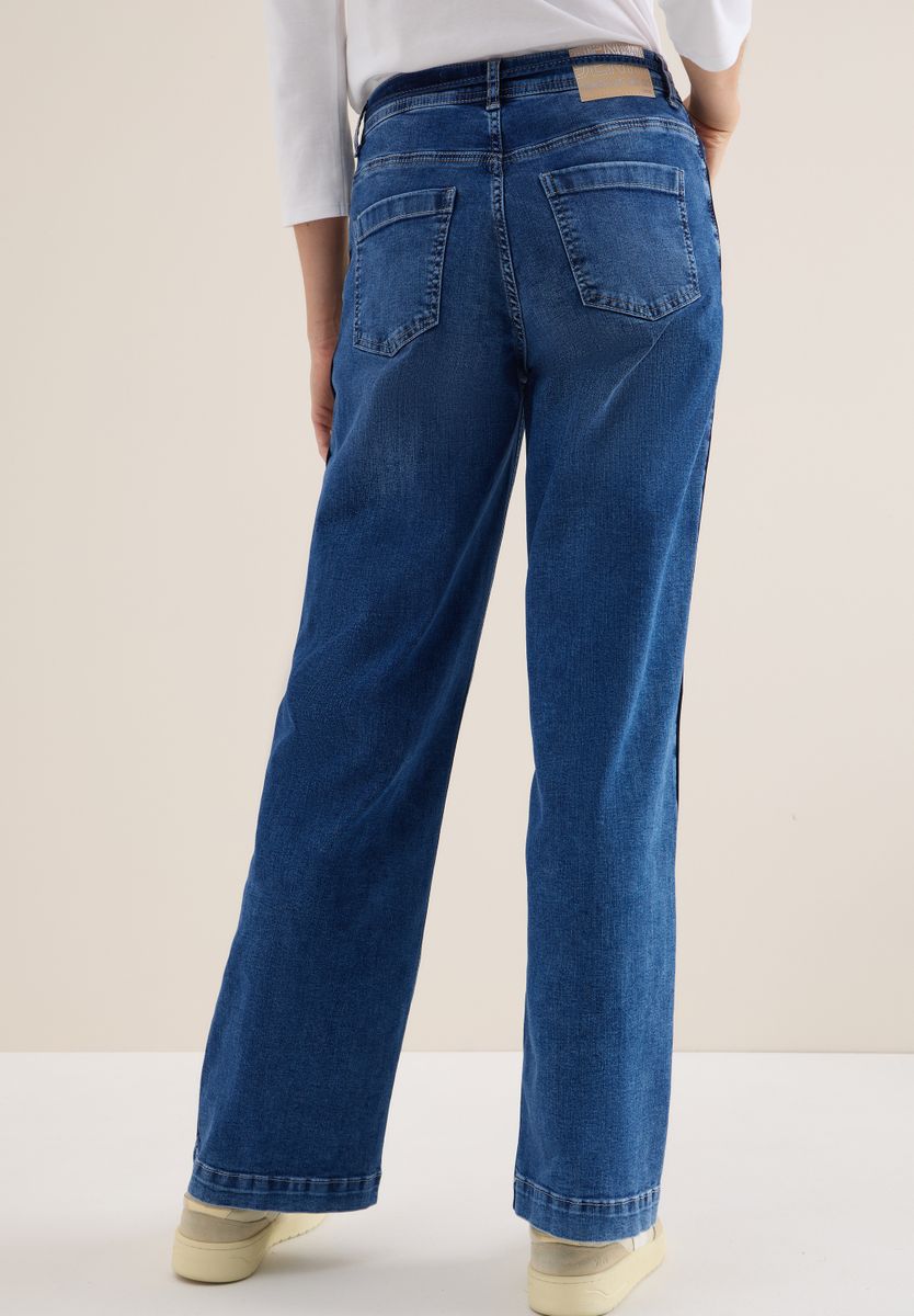 Jeans mit Gallonstreifen