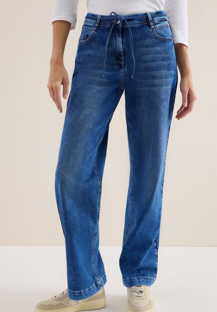 Jeans mit Gallonstreifen