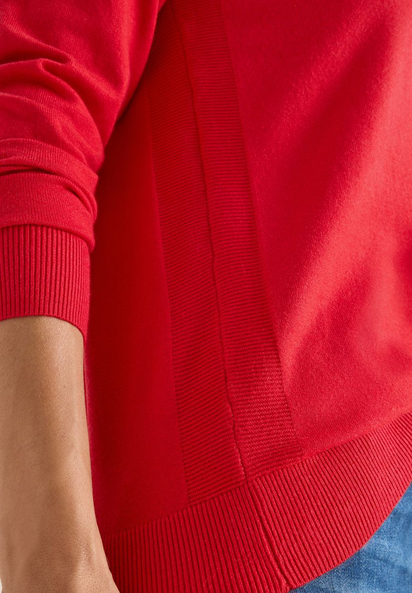 Pullover mit Strukturdetail