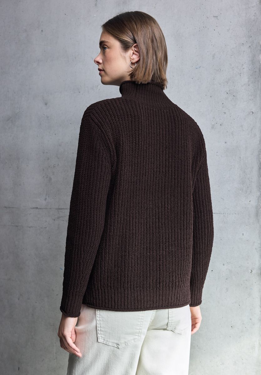 Turtleneck Pullover