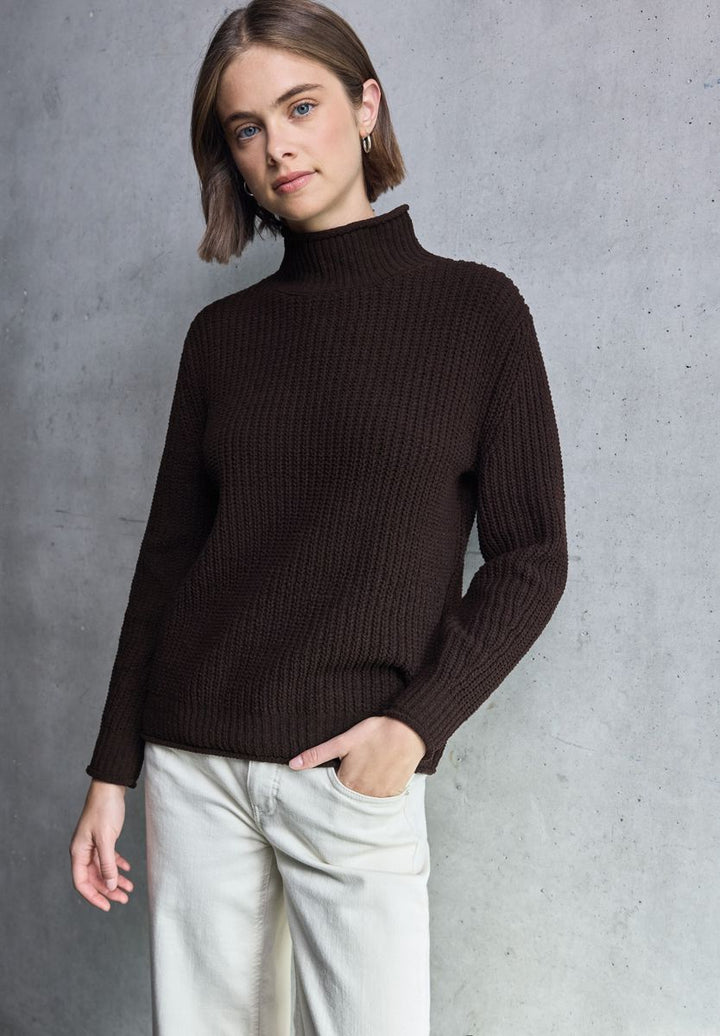Turtleneck Pullover
