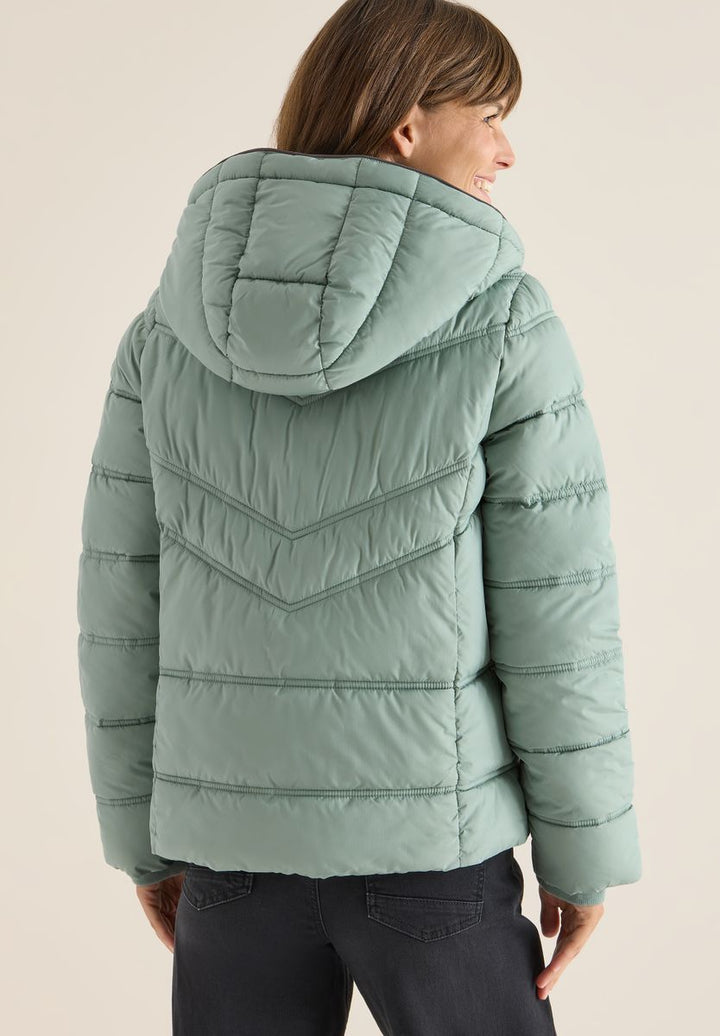 Steppjacke mit Kapuze