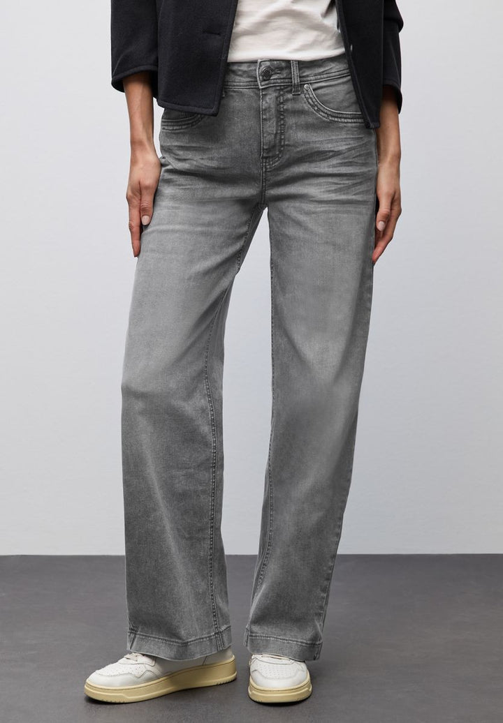 Wide Leg Jeans