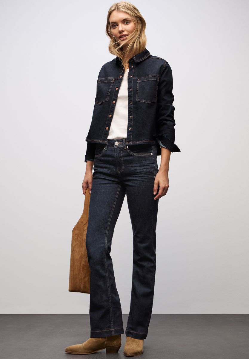 Rinsed Bootcut Jeans