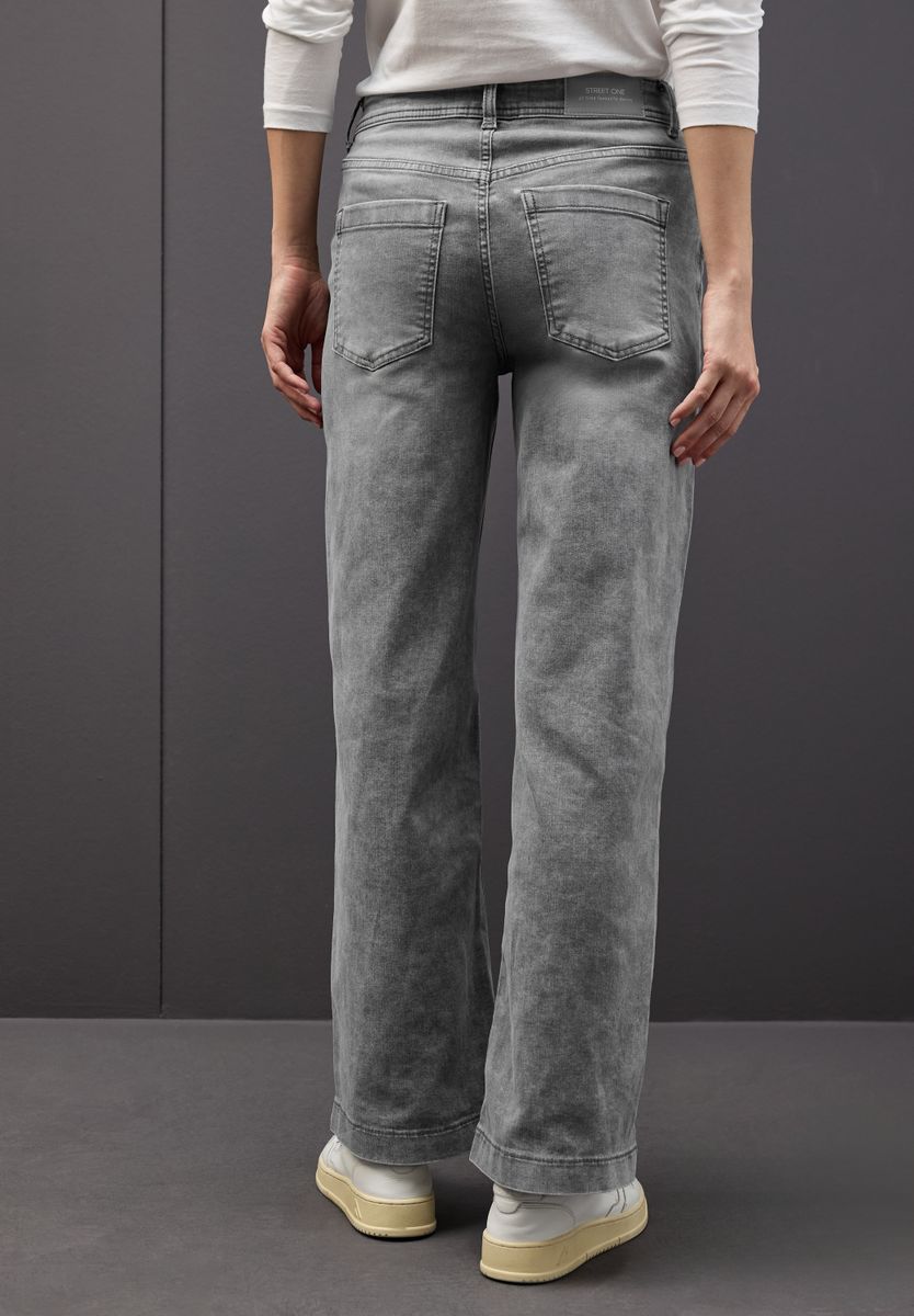Wide Leg Jeans