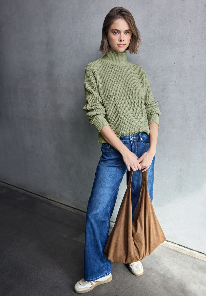 Turtleneck Pullover
