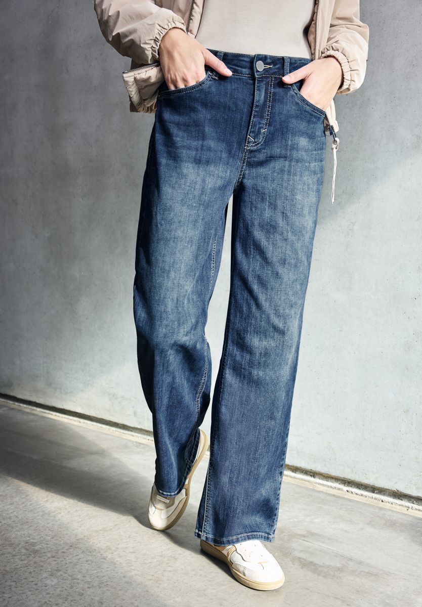 Wide Leg Jeans