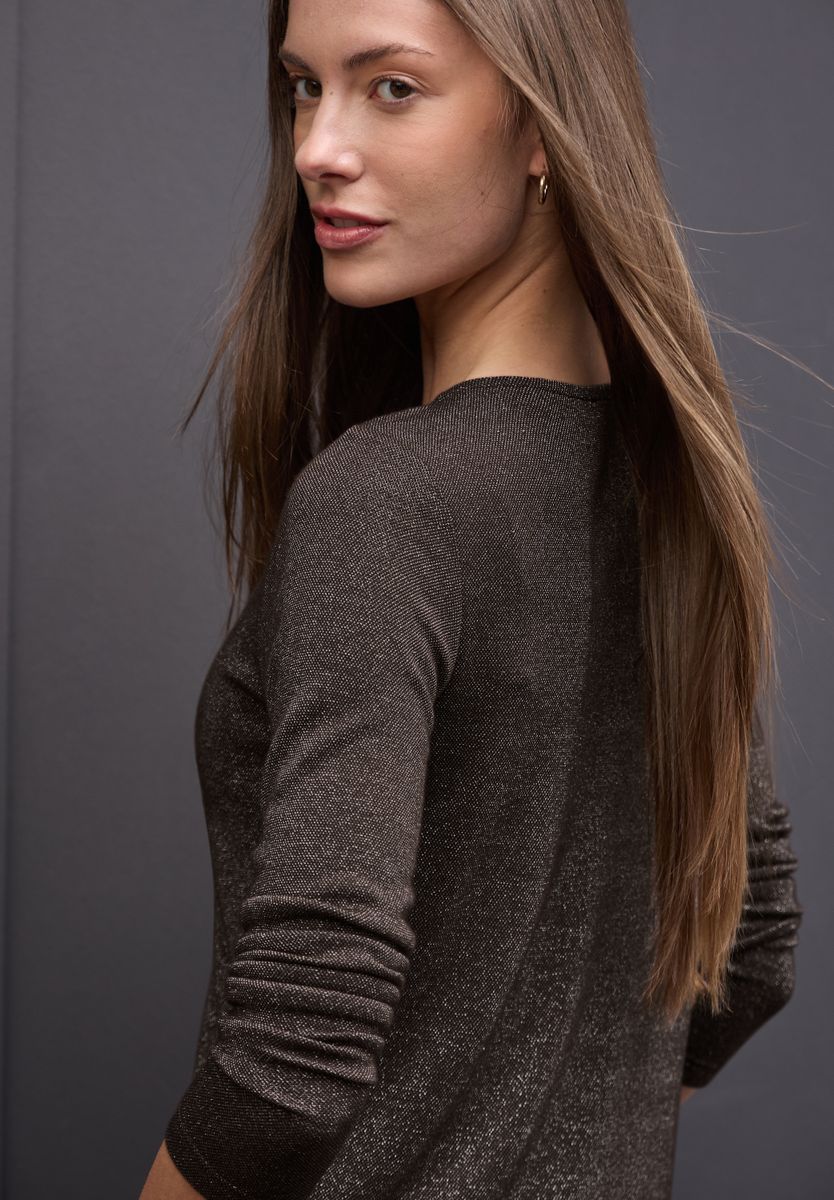 Glitzerndes Langarmshirt