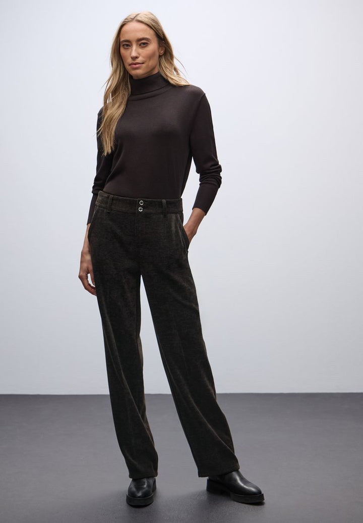 Straight Leg Cordhose