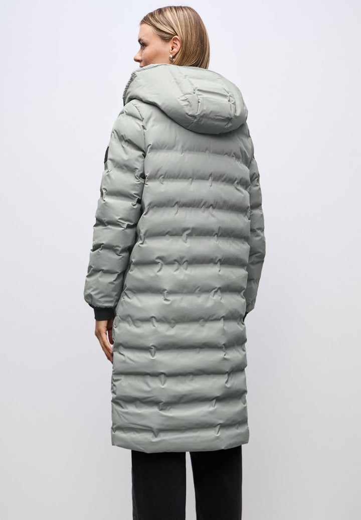 Jacke mit geklebten Nähten