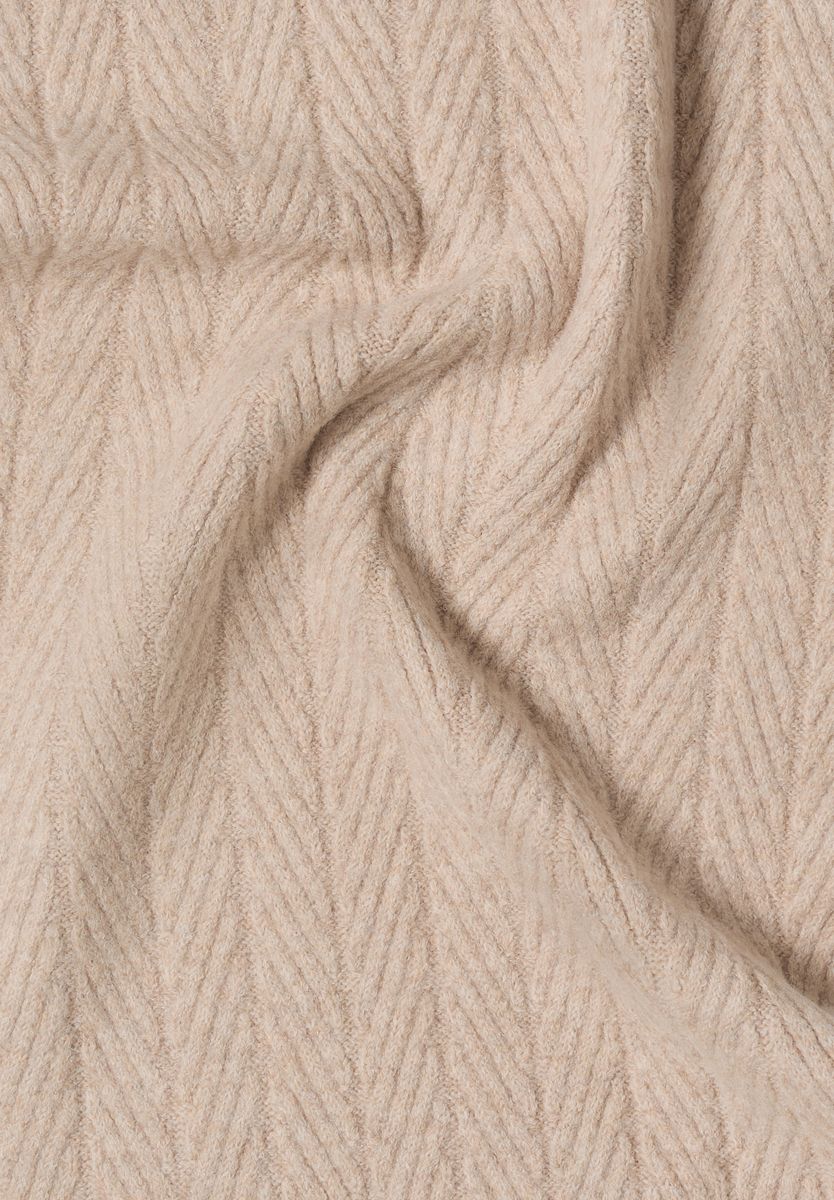 Strickschal mit Struktur