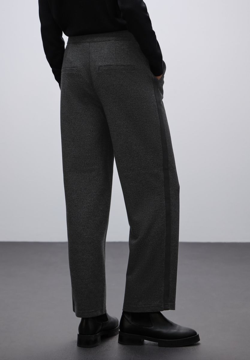 Straight Leg Hose mit Tape