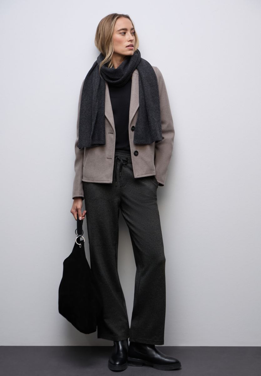 Straight Leg Hose mit Tape