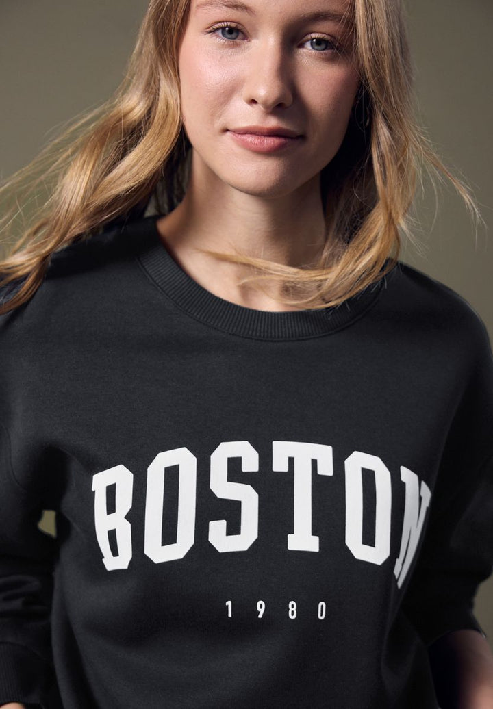 Loose Fit Sweatshirt