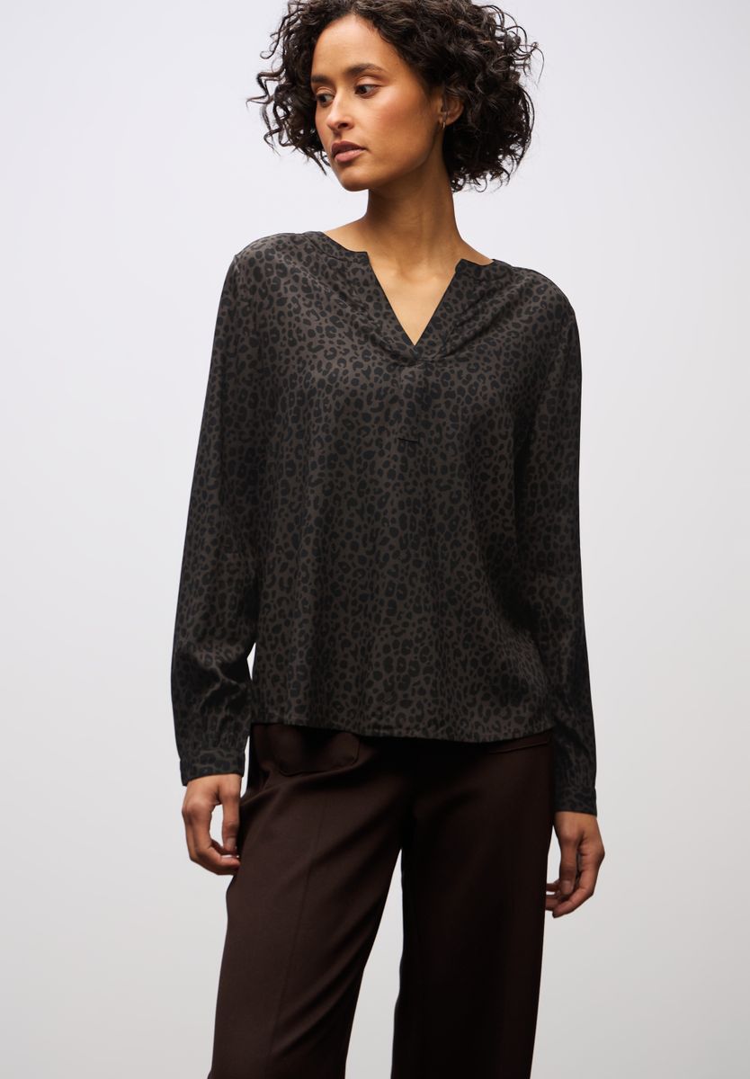 Split Neck Leo Bluse