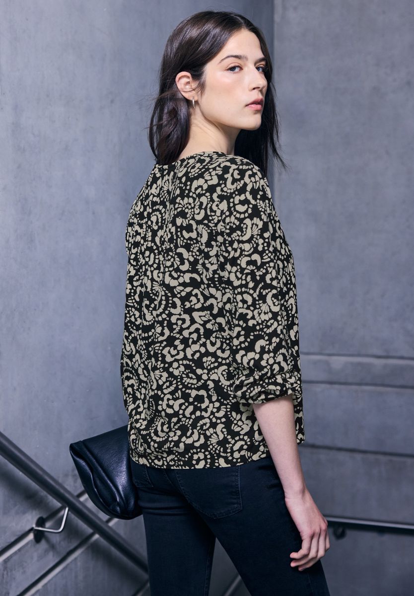 V-Neck Bluse mit Knöpfen