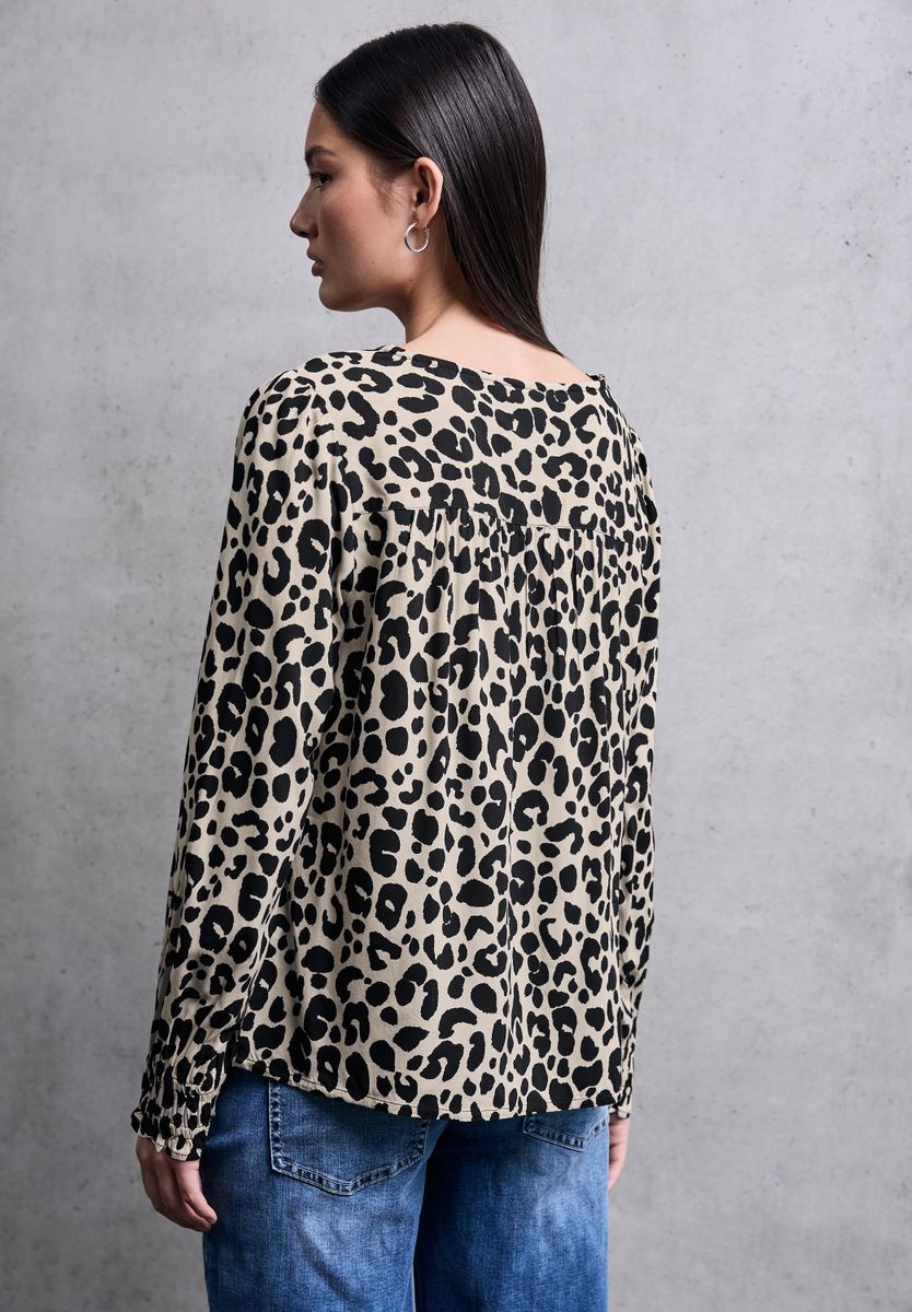 V-Neck Bluse mit Rüschen