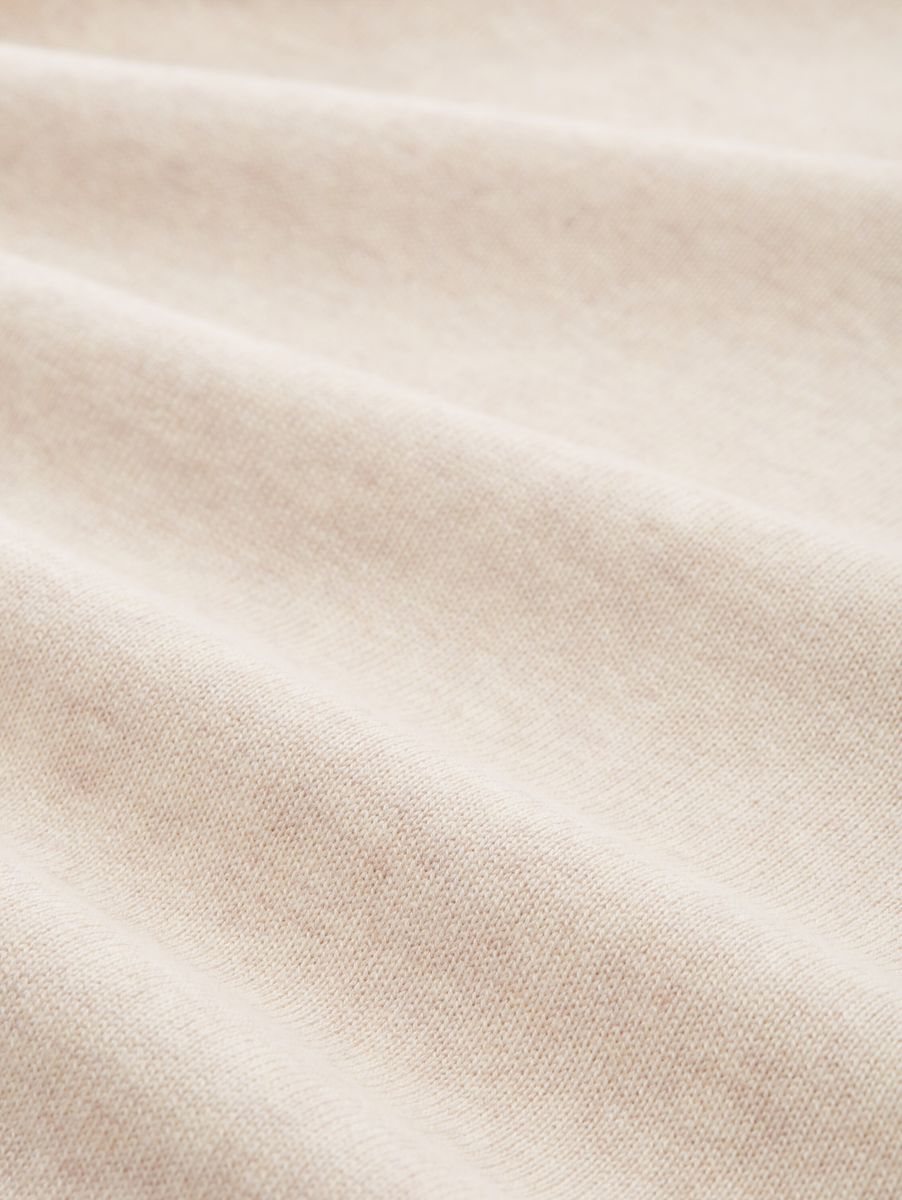 Pullover mit V-Ausschnitt