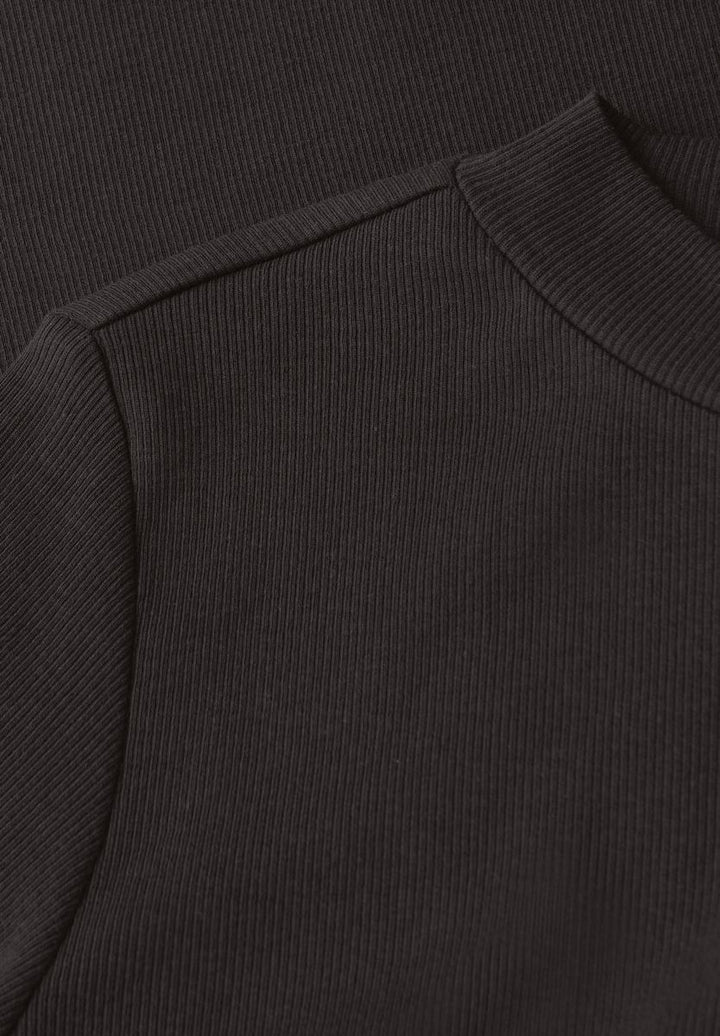 Rippshirt mit Rundhals