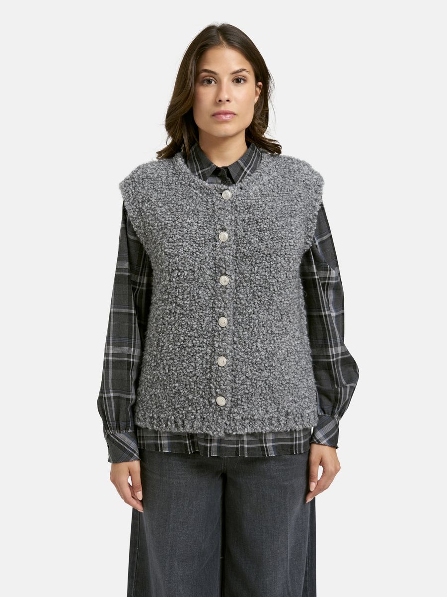 BouclÃ© Knit Vest with Buttons