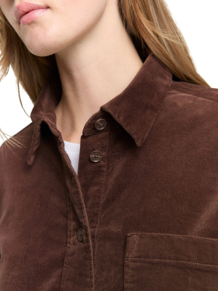 Boxy Fit Hemdbluse aus Samt