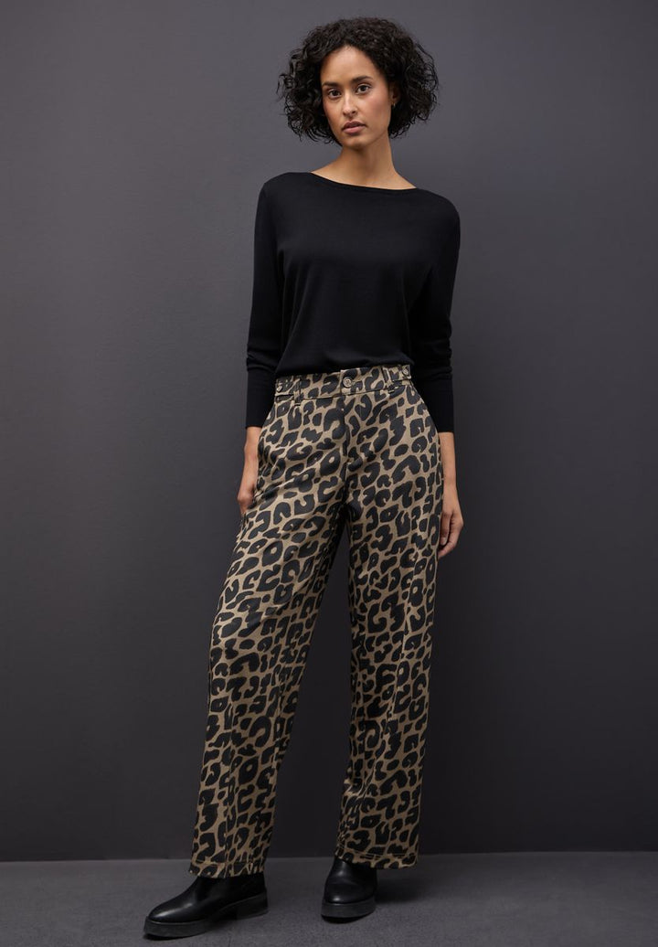 Wide Leg Leo Hose