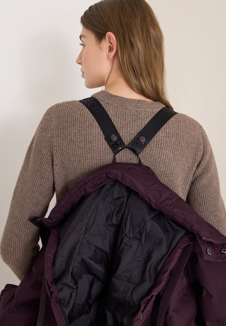 Mantel mit verklebten Nähten