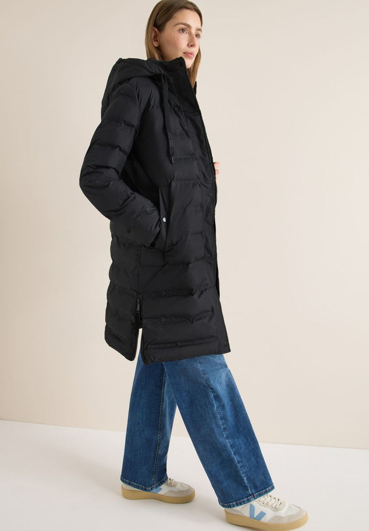 Mantel mit verklebten Nähten