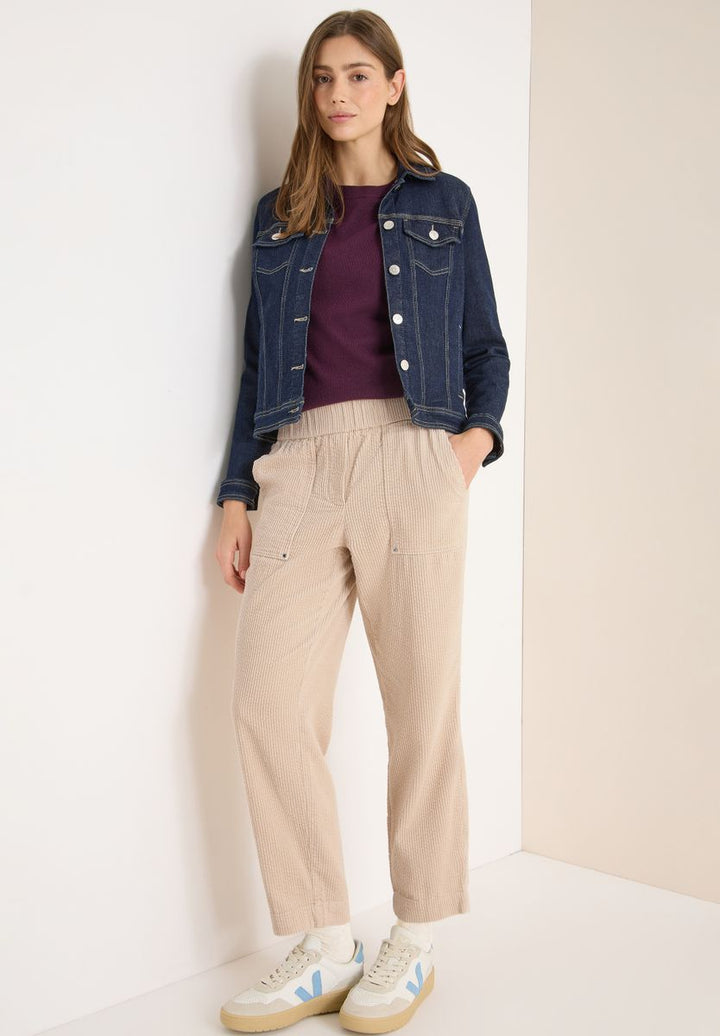 Sportive Loose Fit Cordhose