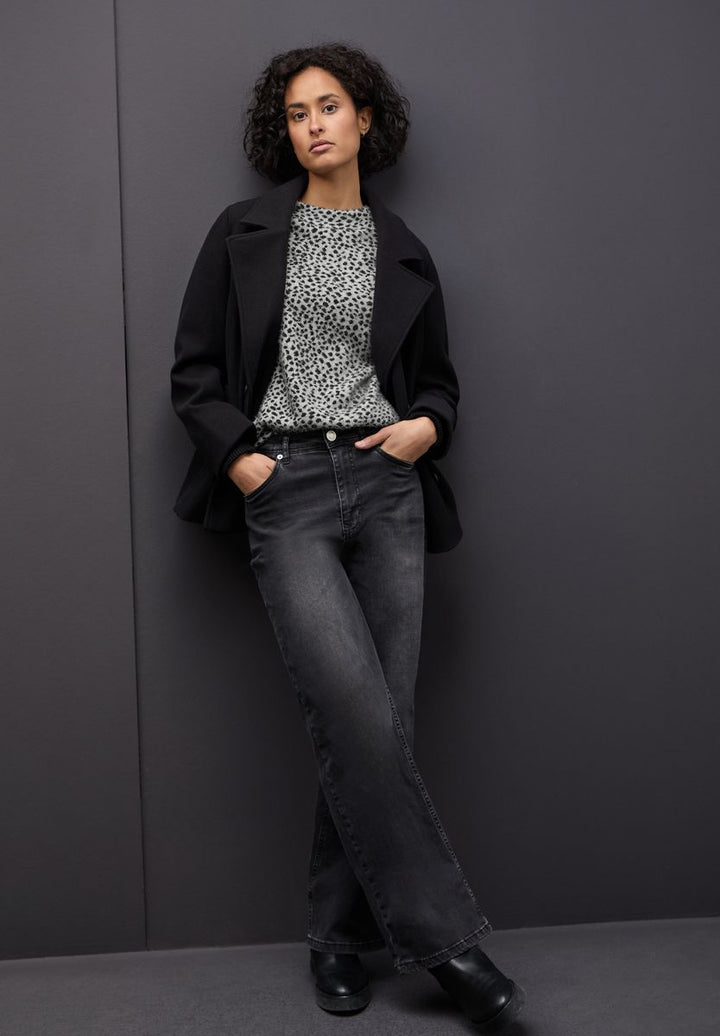 Kuscheliges Leo-Shirt