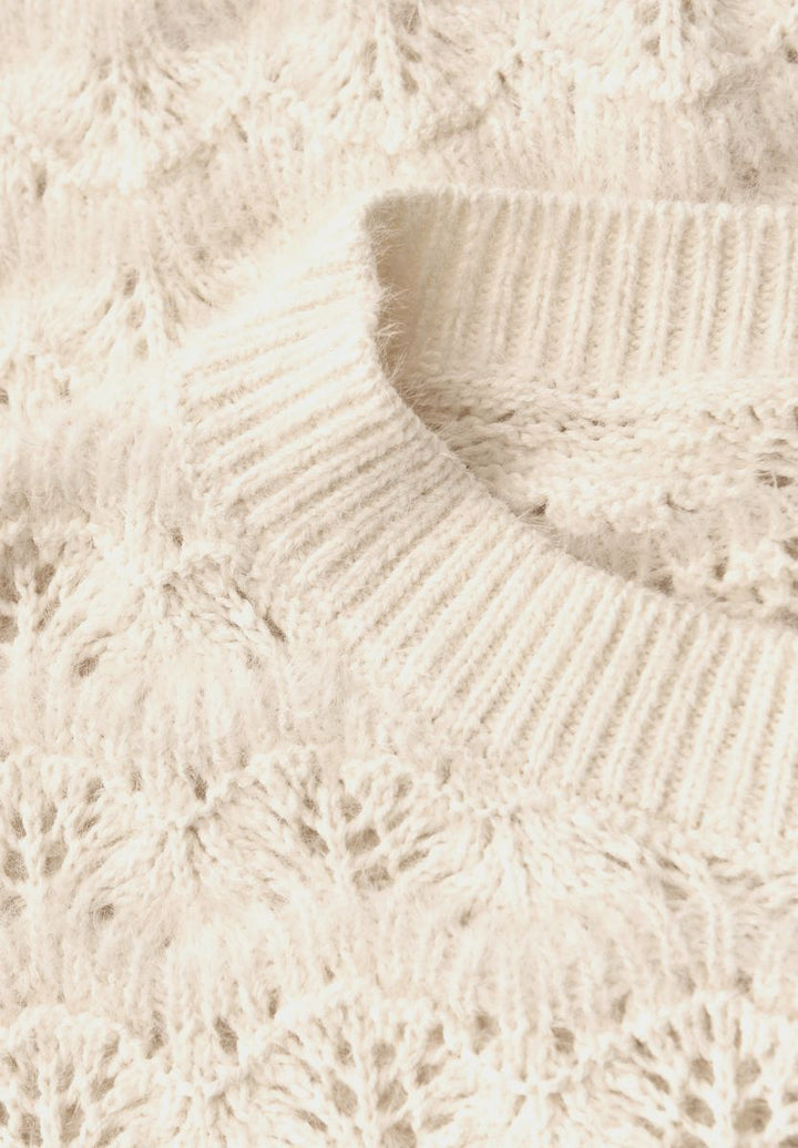 Flauschiger Strukturpullover