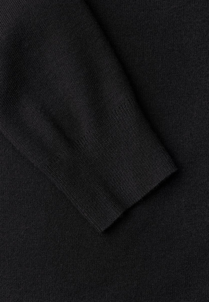 Turtleneck Strickkleid