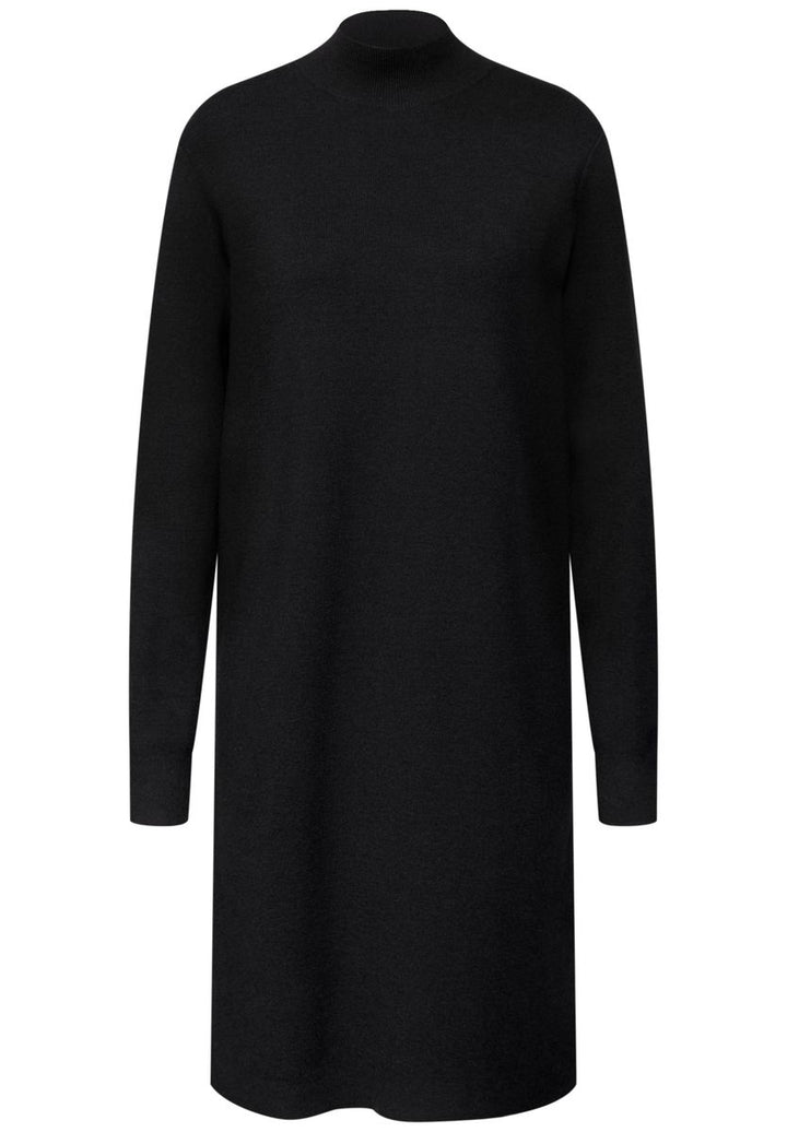 Turtleneck Strickkleid