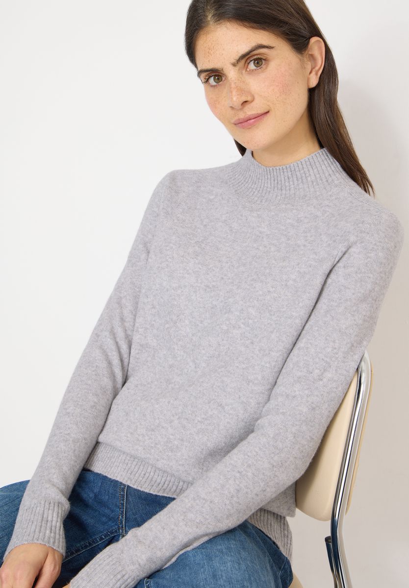 Cosy Turtleneck Pullover
