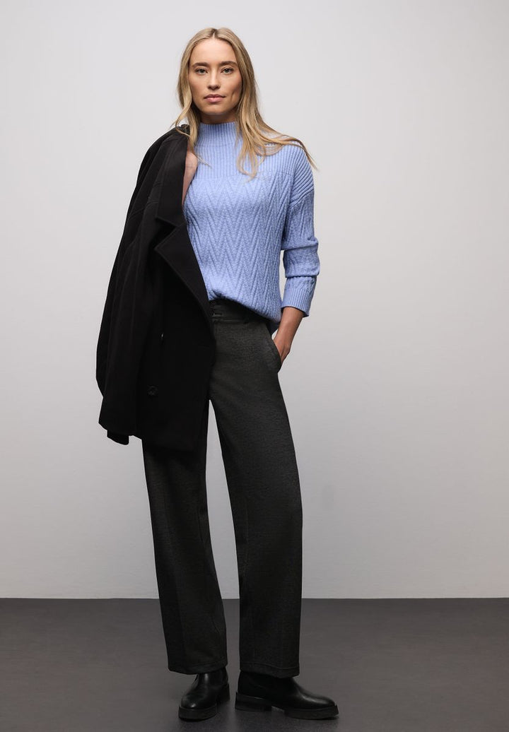 Pullover mit Strukturmix