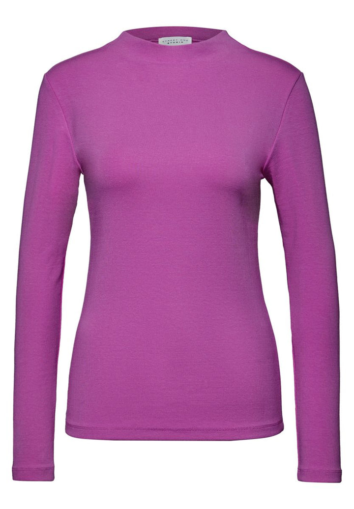 Basic Turtleneck Shirt