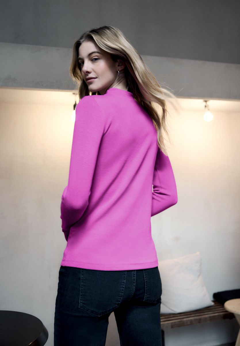 Basic Turtleneck Shirt