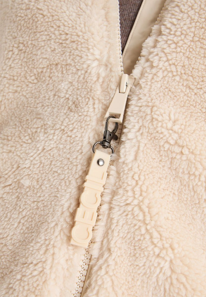 Kuscheliger Teddy-Mantel