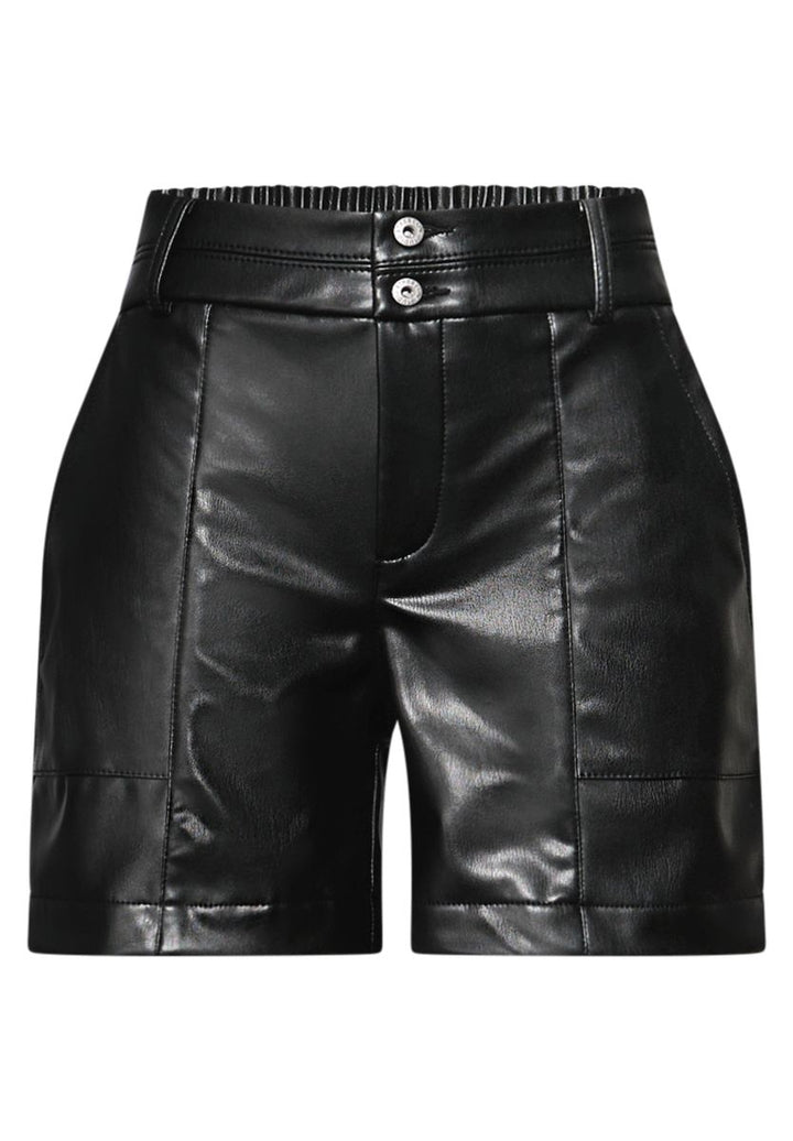 Shorts in Leder-Optik