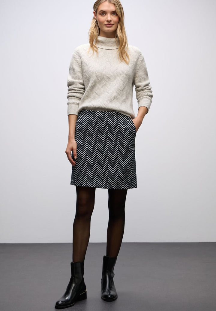 Zick-Zack Jacquard Rock