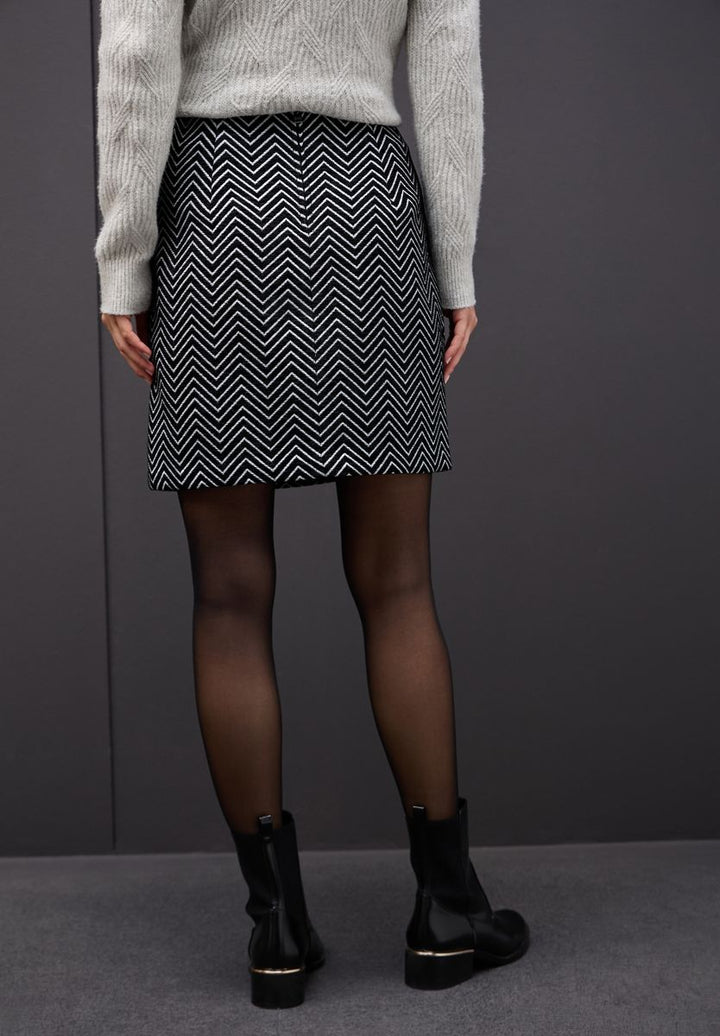 Zick-Zack Jacquard Rock