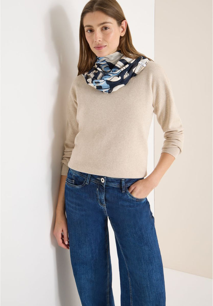 Gemusterter Loop-Schal