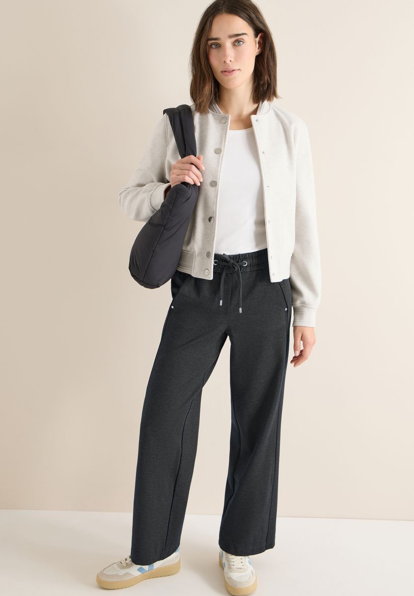 Wide Leg Hose mit Tape