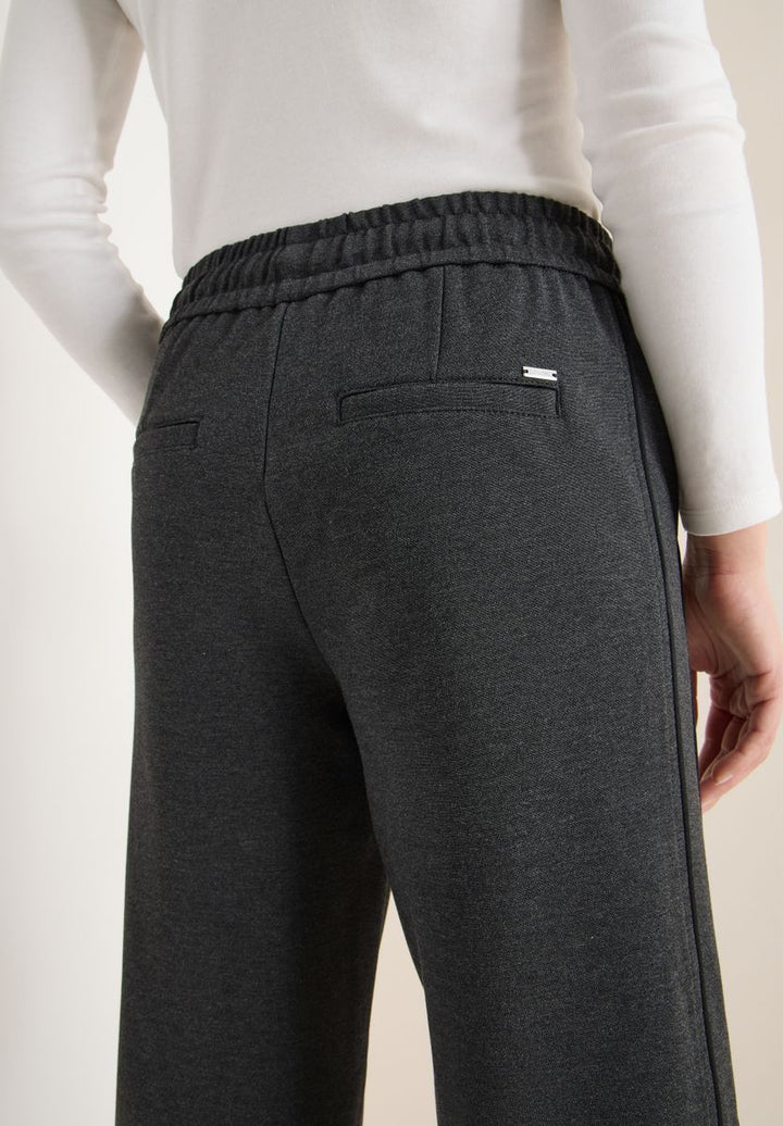 Wide Leg Hose mit Tape