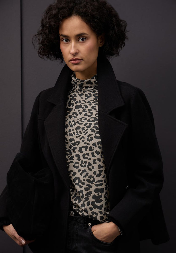 Gemustertes Rollkragenshirt