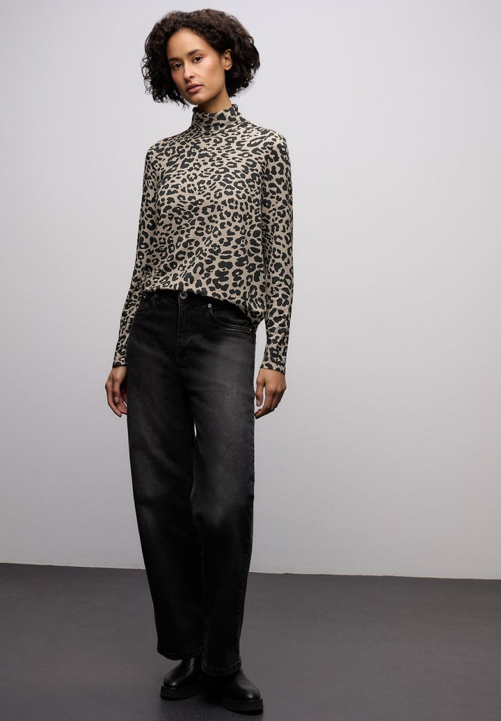 Gemustertes Rollkragenshirt